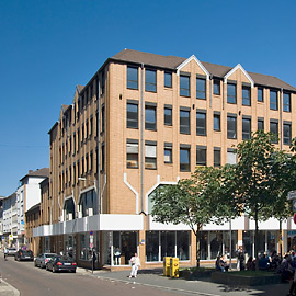 Außenansicht der kieferorthopädischen Praxis Kieser & Co in Wuppertal